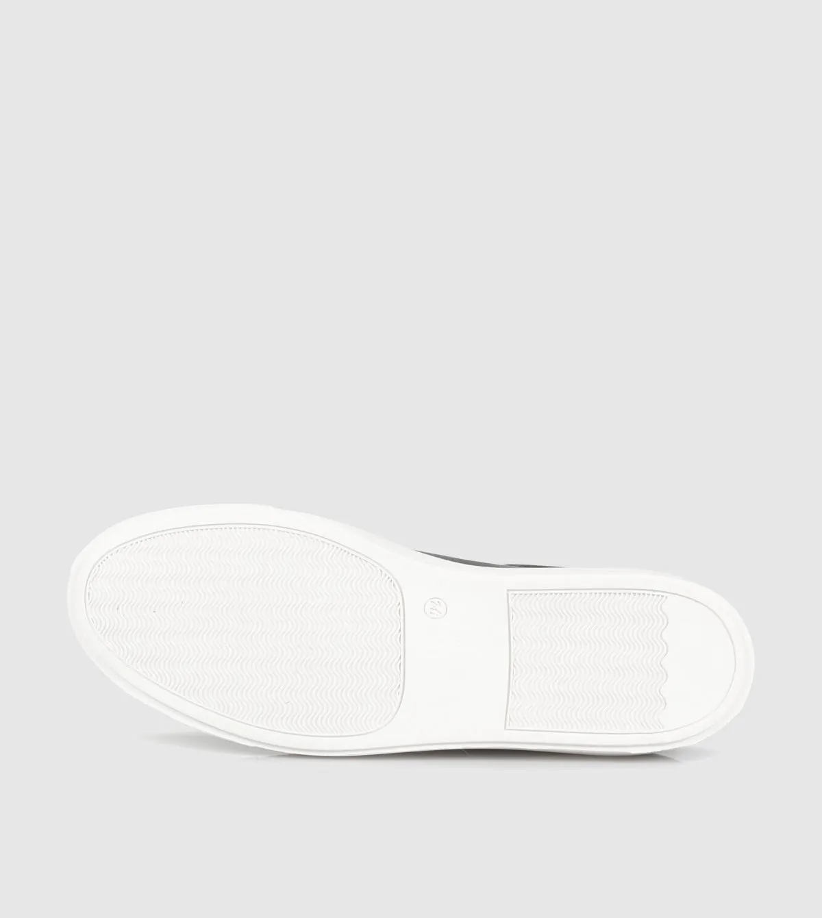 Beamer Low Top sneakers by Brando