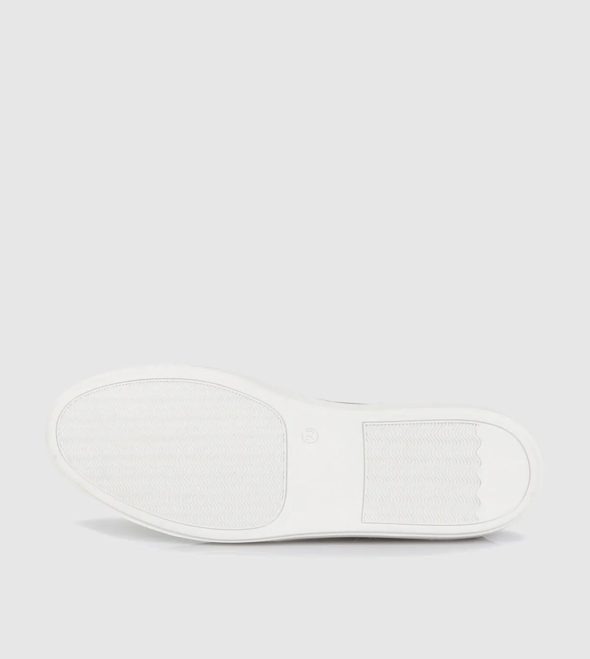 Beamer Low Top sneakers by Brando
