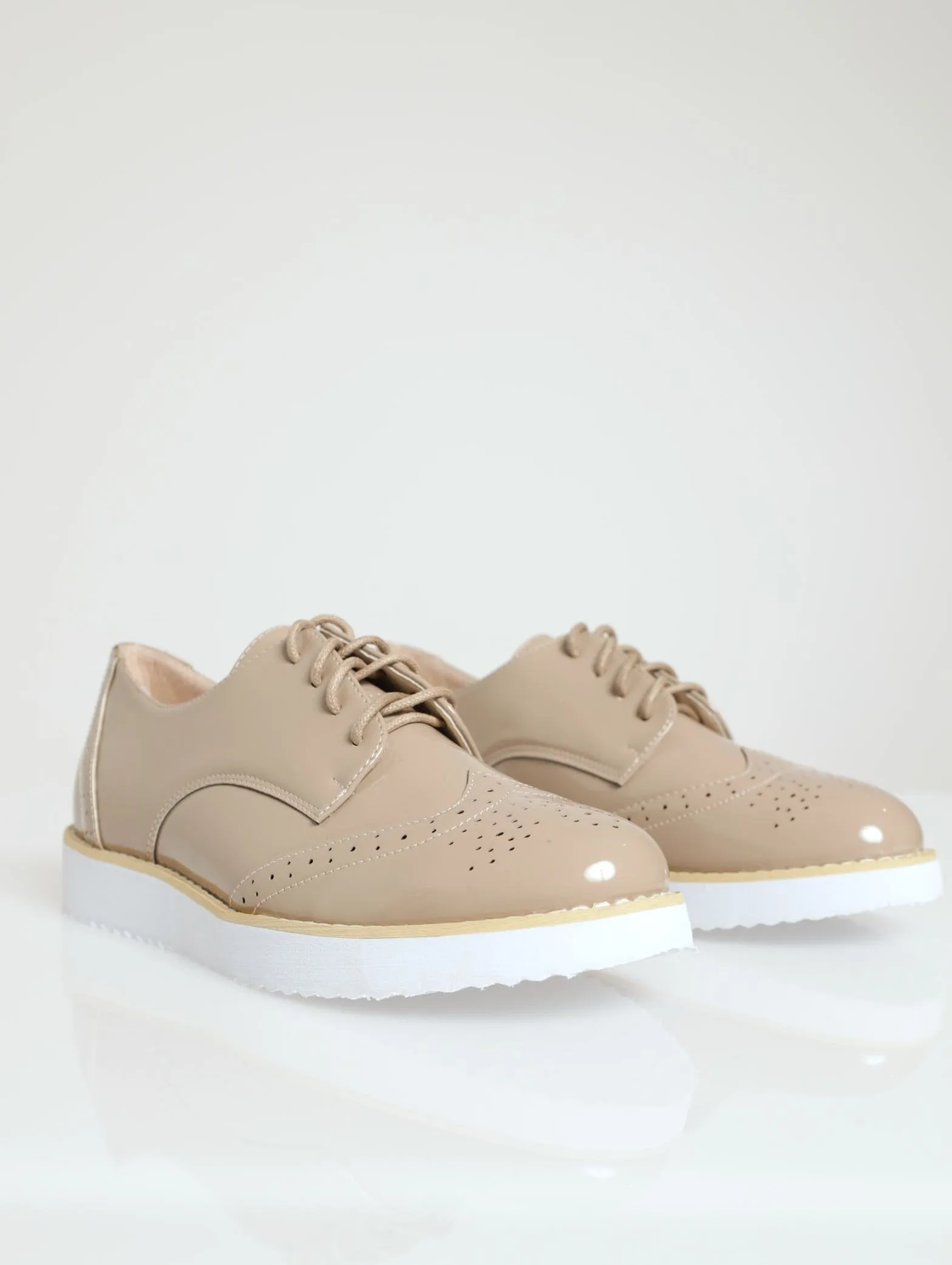 Brogue Lace-Up Loafer - Stone