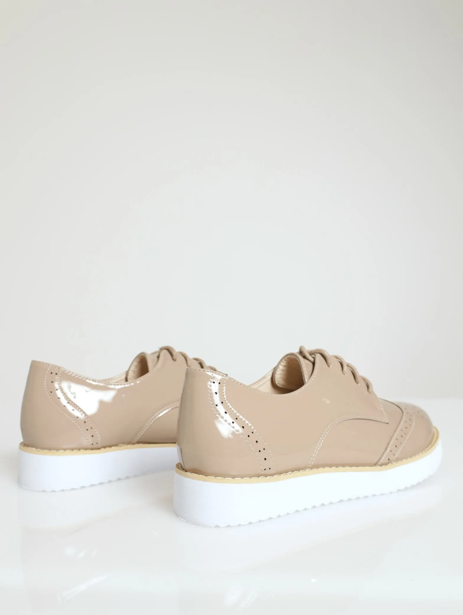 Brogue Lace-Up Loafer - Stone