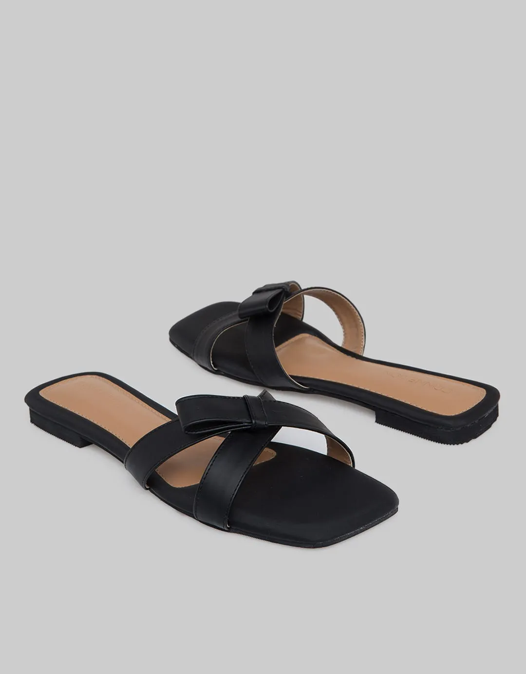 Connexion Slipper Sandals Women Cross Stripe Look