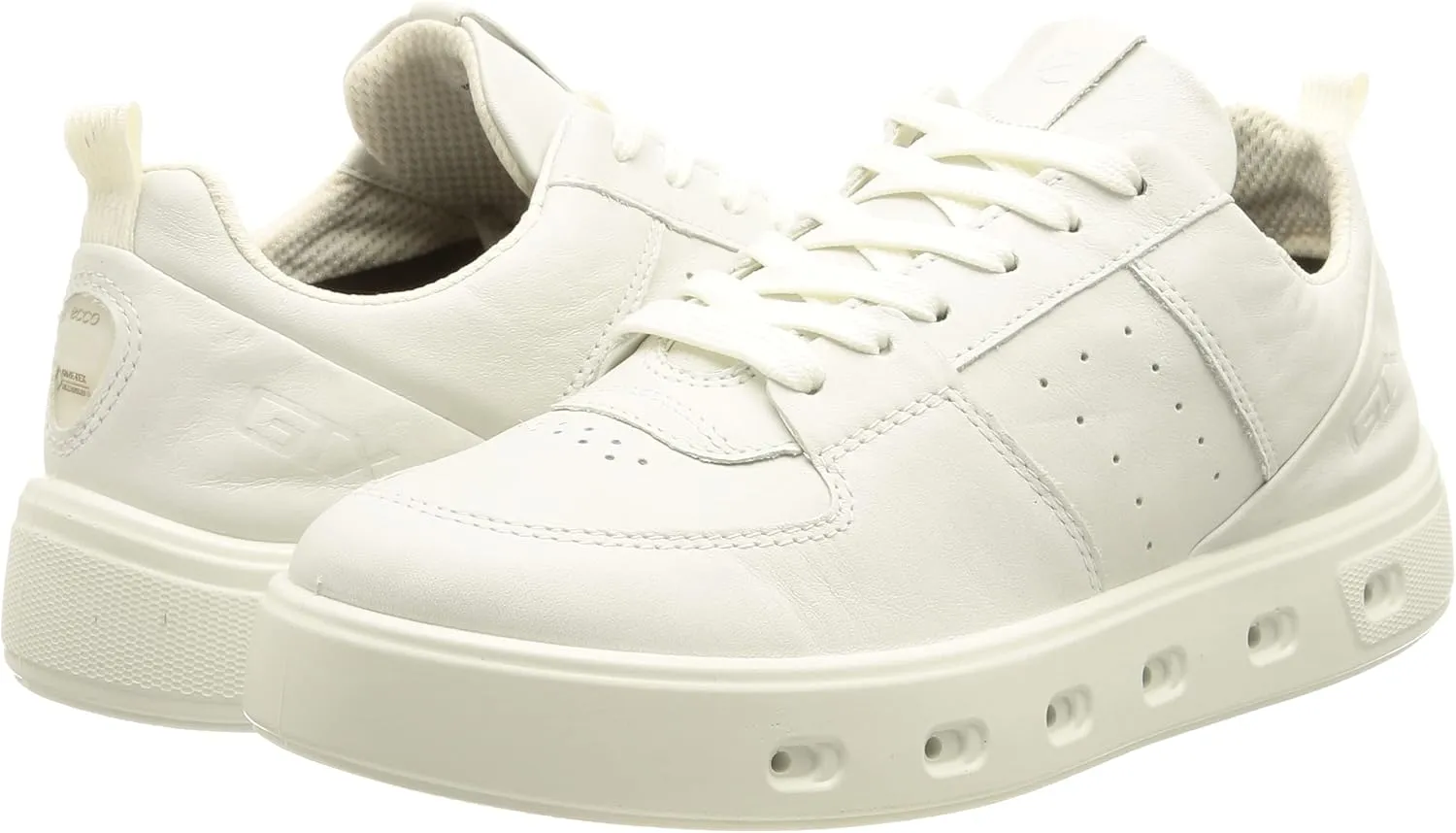 ECCO Women's Street 720 Vented Gore-Tex Waterproof Athletic Sneaker