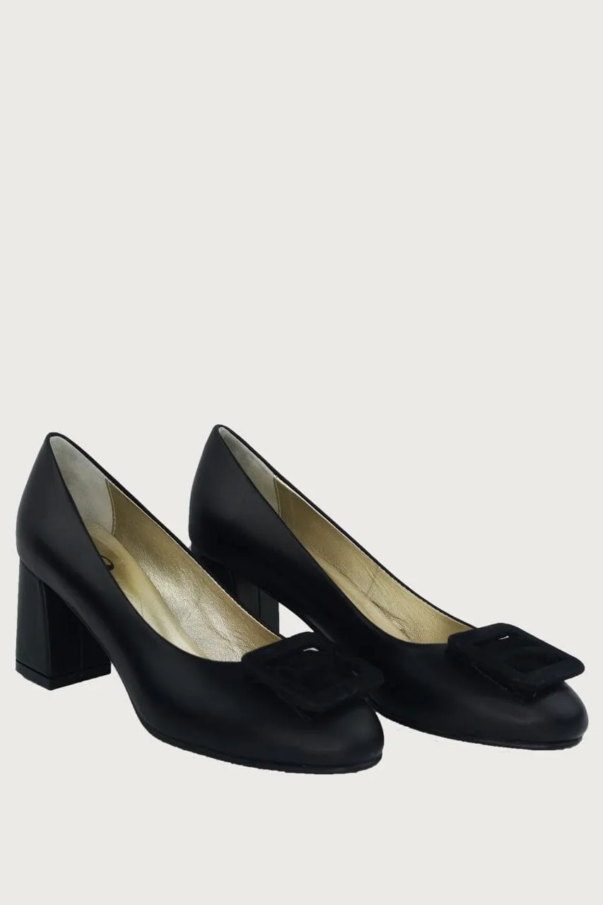 Fibbieta Black Leather