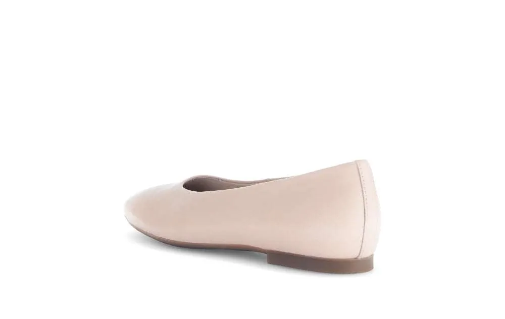 Gabor Pointy Flat Pump |6414022