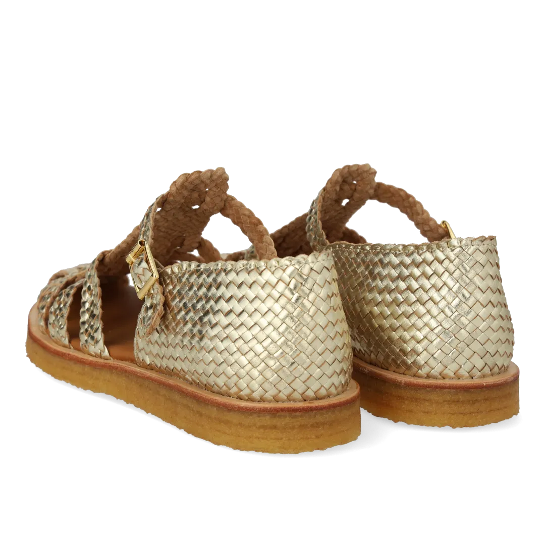 Hand-braided strap sandal with buckle