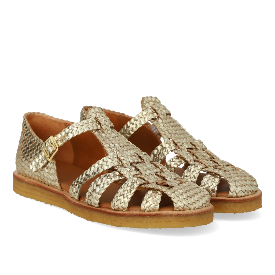 Hand-braided strap sandal with buckle