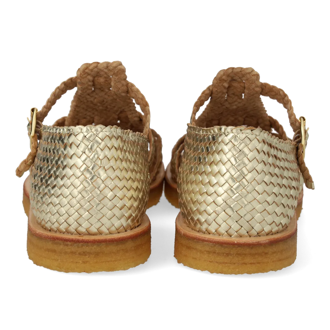 Hand-braided strap sandal with buckle