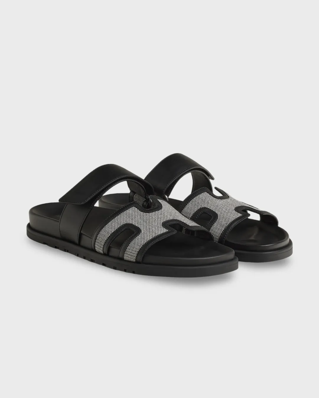 Hermes Chypre sandal Prunoir / Noir