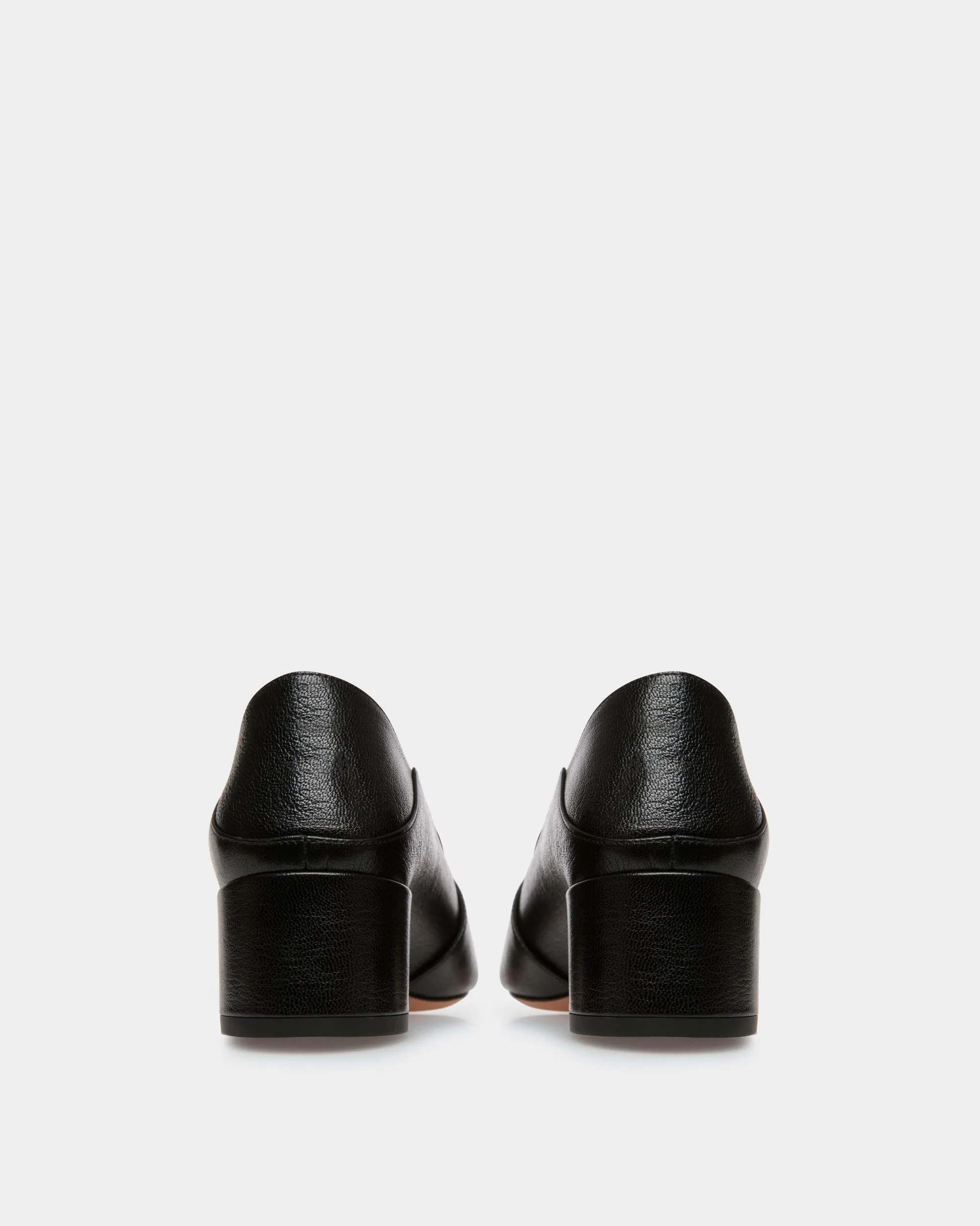 Janelle Leather Pumps In Black