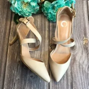 JOURNEE Riva Nude Faux Leather Strappy Pumps 8