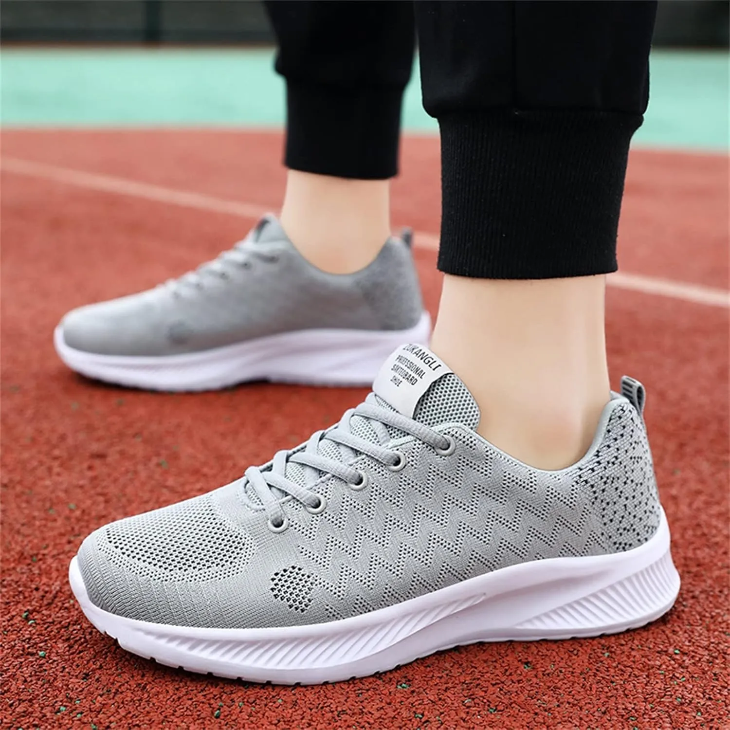 Men's Lightweight Non Slip Barefoot Shoes Casual Sneaker Mesh Breathable Walking Shoe Barefoot Minimalist Shoes