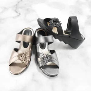 No.8207A Wave Walk Flower Slip-On