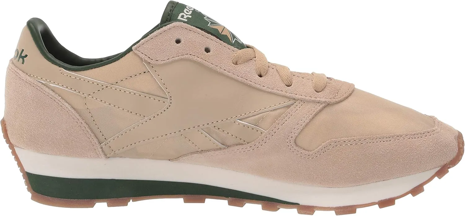 Reebok Unisex-Adult Classic Leather Sneaker