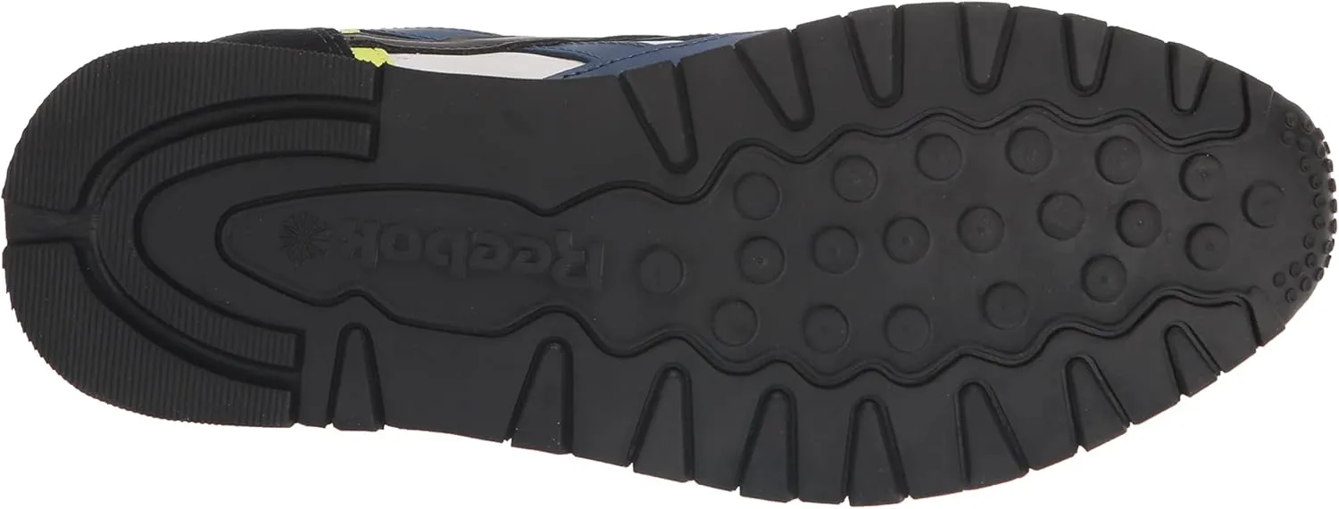 Reebok Unisex-Adult Classic Leather Sneaker