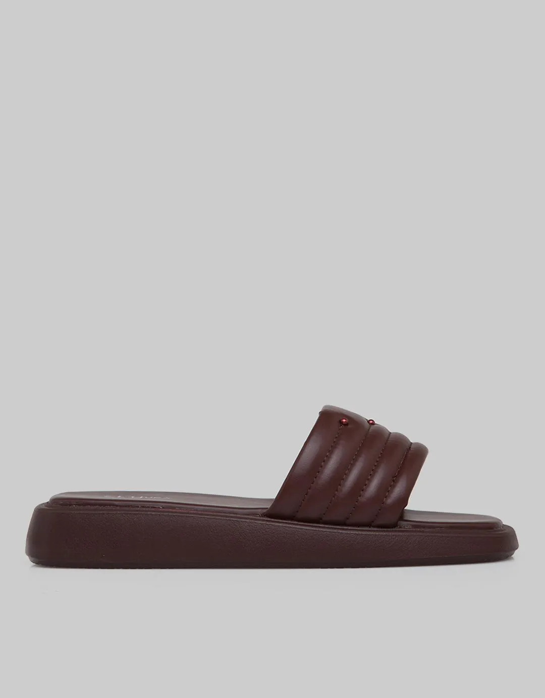 St. Yves Sandal Slip On Women Slm02