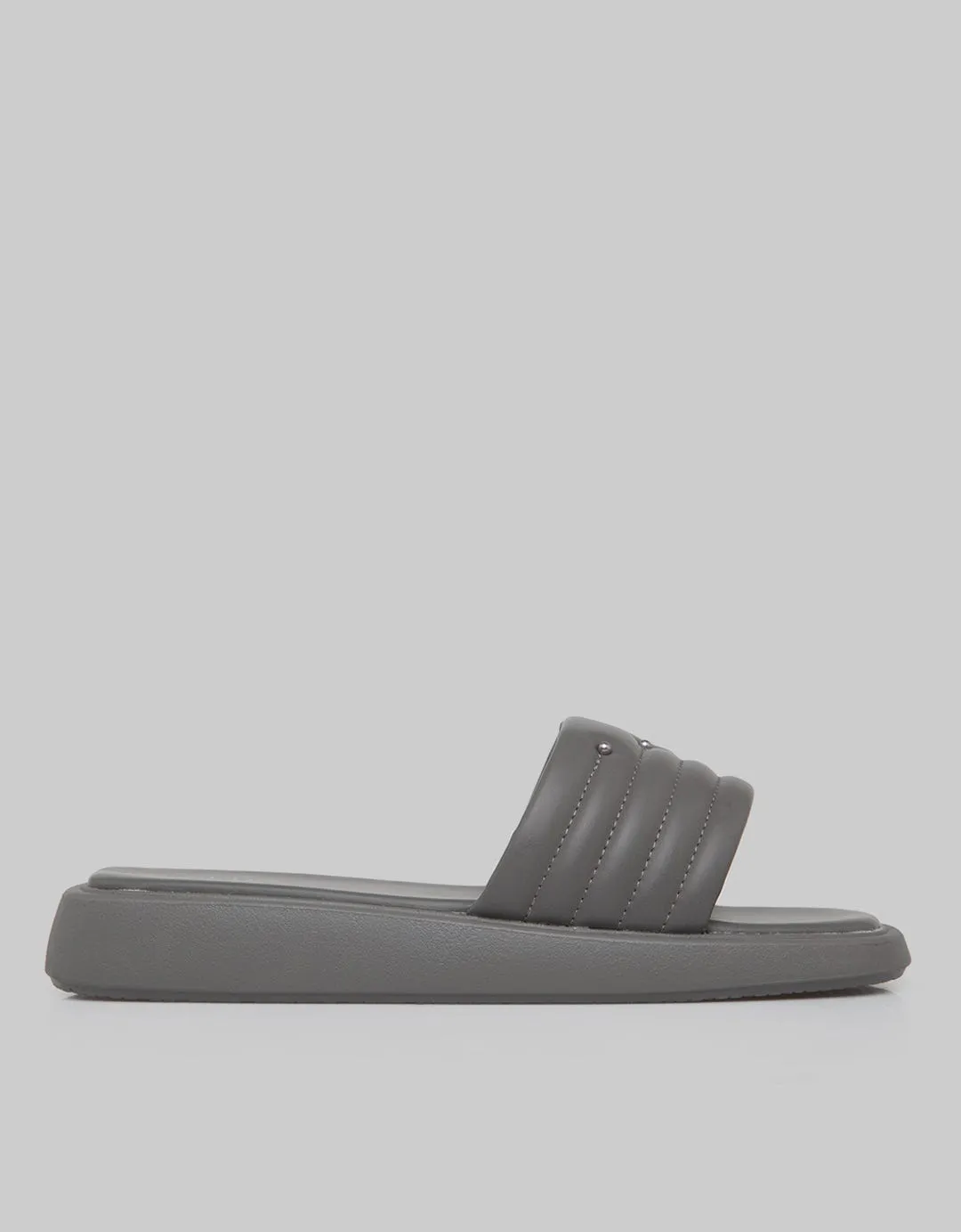 St. Yves Sandal Slip On Women Slm02