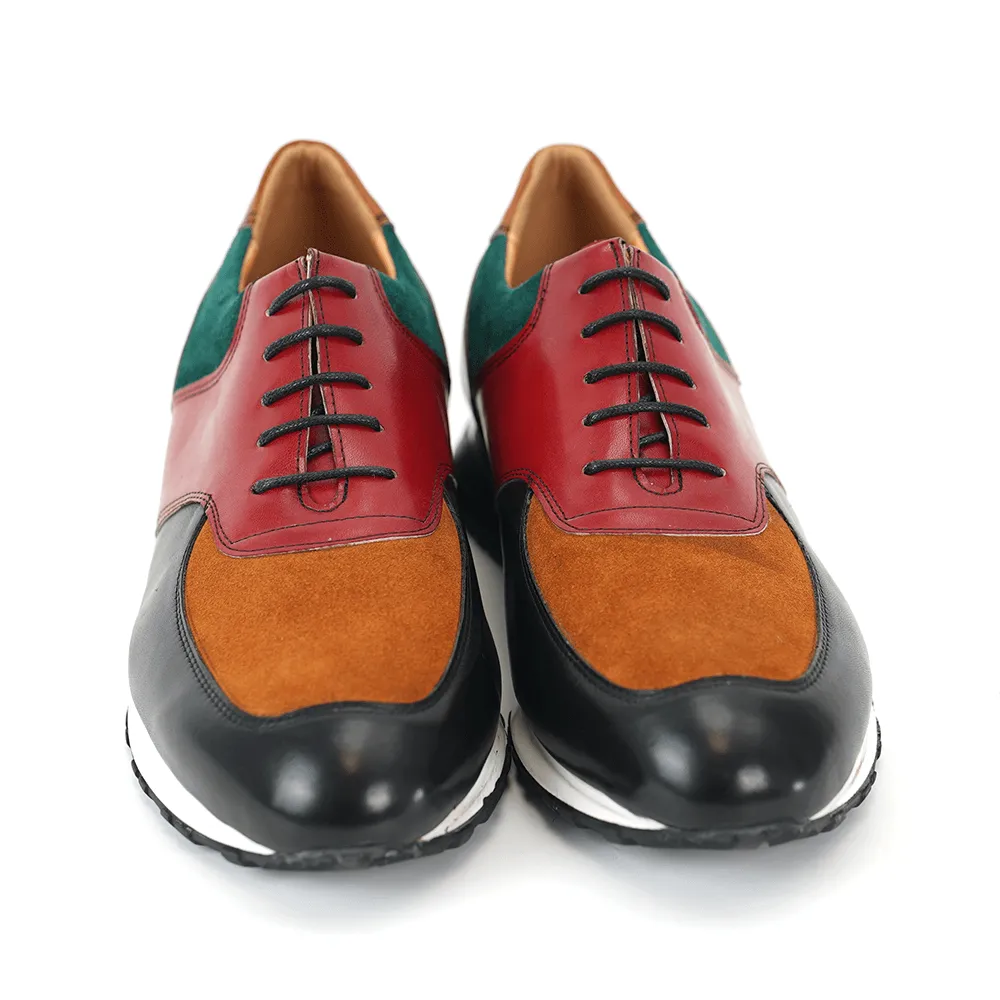 Strada Sneakers