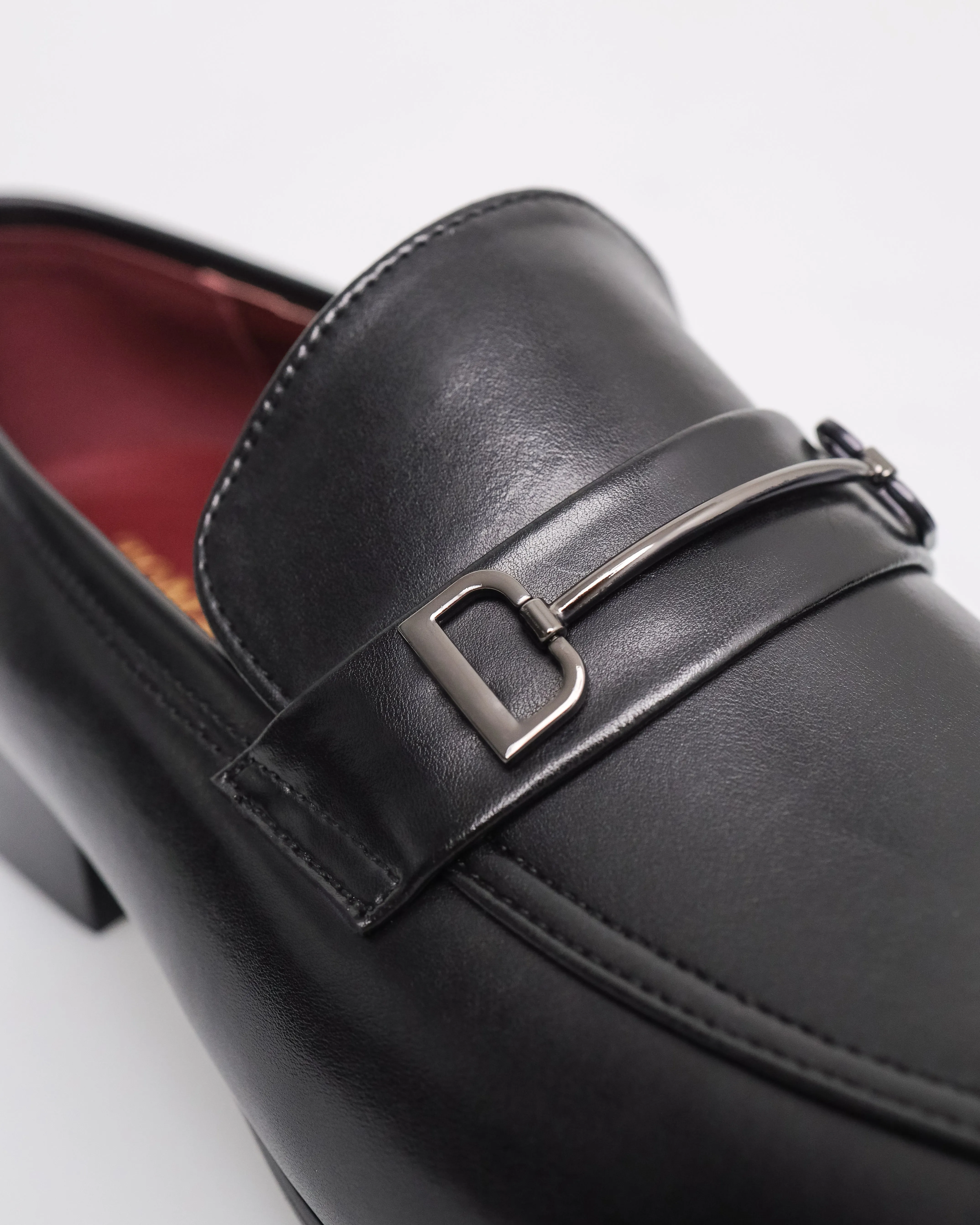 Tomaz HF101 Men's Classic Buckle Loafer