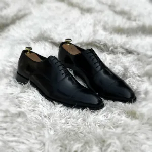 TYLER - BLACK