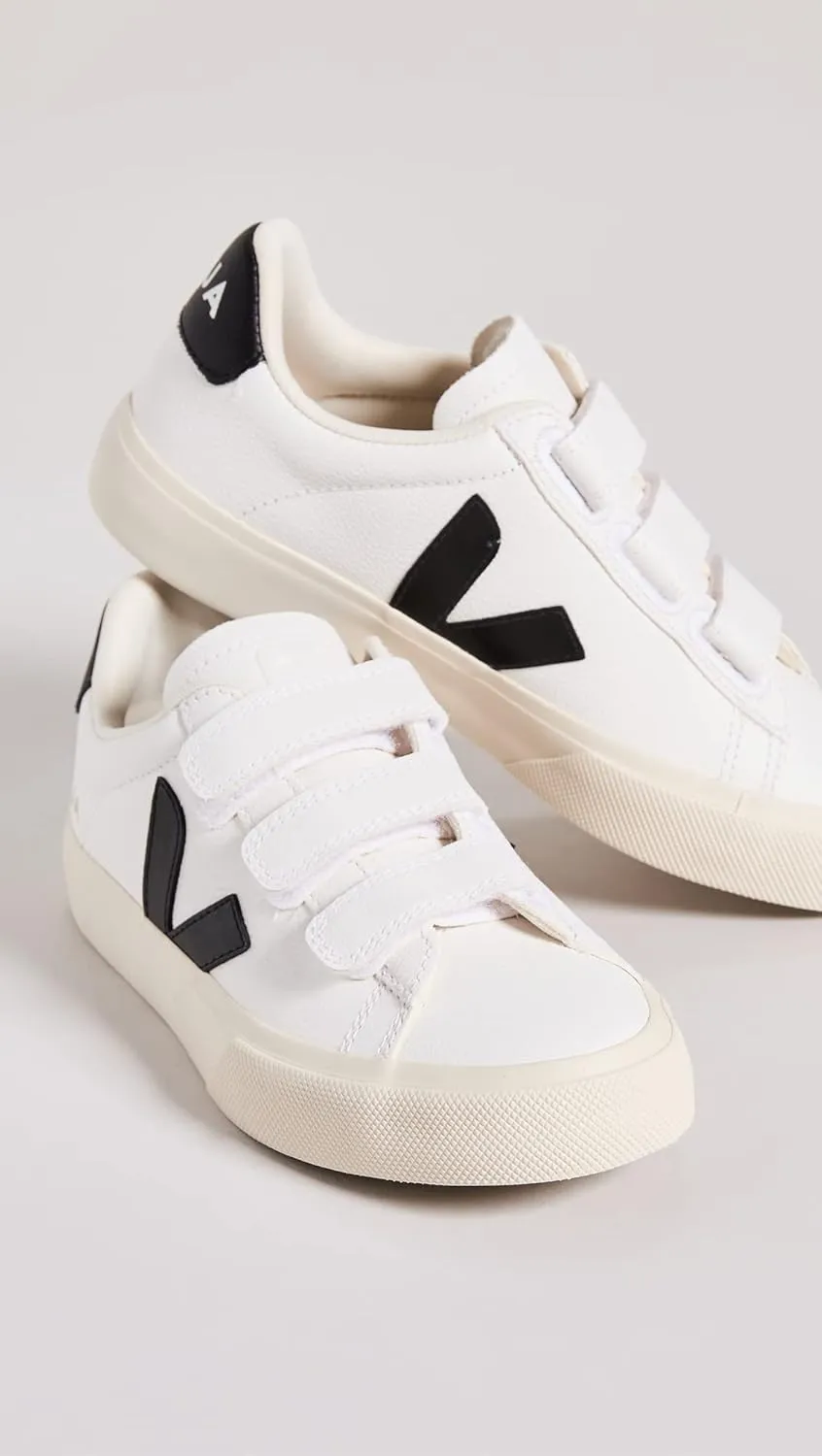 Veja Men's Recife Logo Sneaker