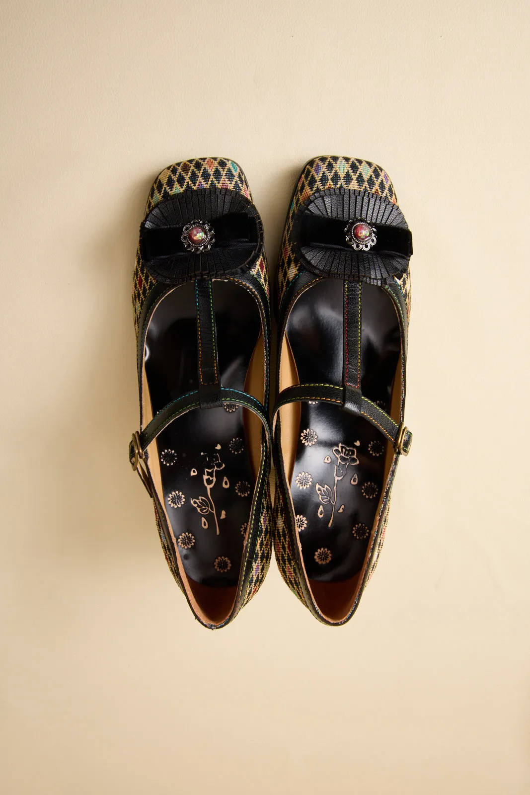 Vicconfy | Kaylum Diamond Print T-Strap Pump