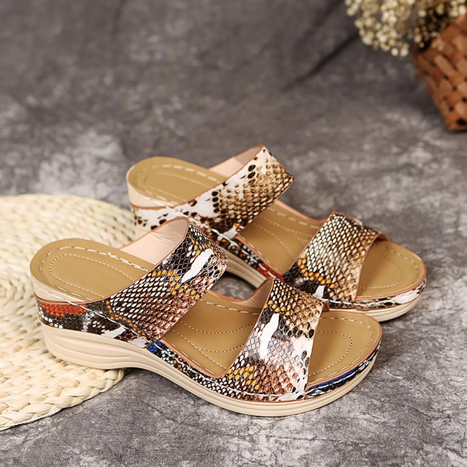 Women'S Dressy Fashion Sandals: Leopard Print Wedge Open Toe Flat Walking Slippers with Arch Support Comfortable Sandals 2025
